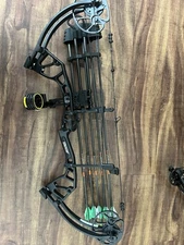 Bear Archery Royale Ready to Hunt Compound Bow Right Hand