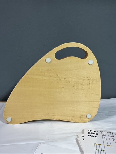 First Act Discovery Lap Harp w/ 15 song sheets 6j - Picture 5 of 5