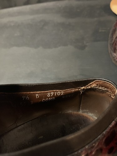 Vintage Allen Edmonds Madrid Mens 9.5 Brown Red Crocodile Leather Loafers - Picture 8 of 8