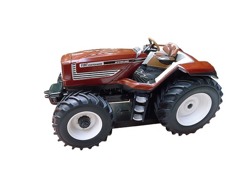 Kubota M135G Tractor 1/32 | eBay