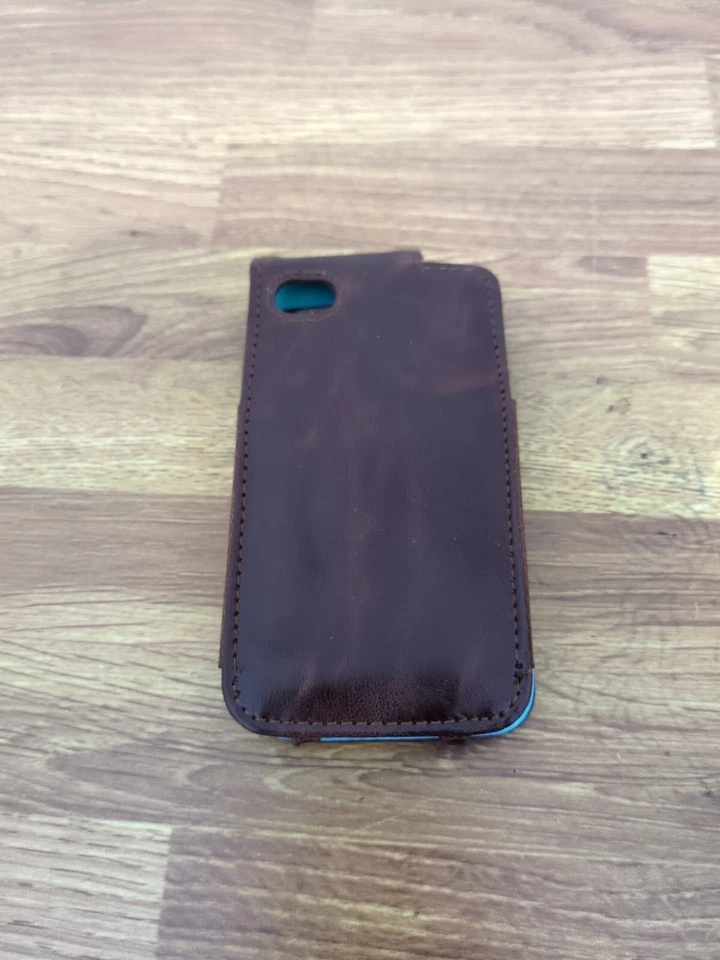 Rare Ted Baker London Genuine Leather iPhone 5 Flip Case In VGC - Image 3 of 3