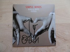 Simple Minds autographs signed CD booklet "Black & White 050505"