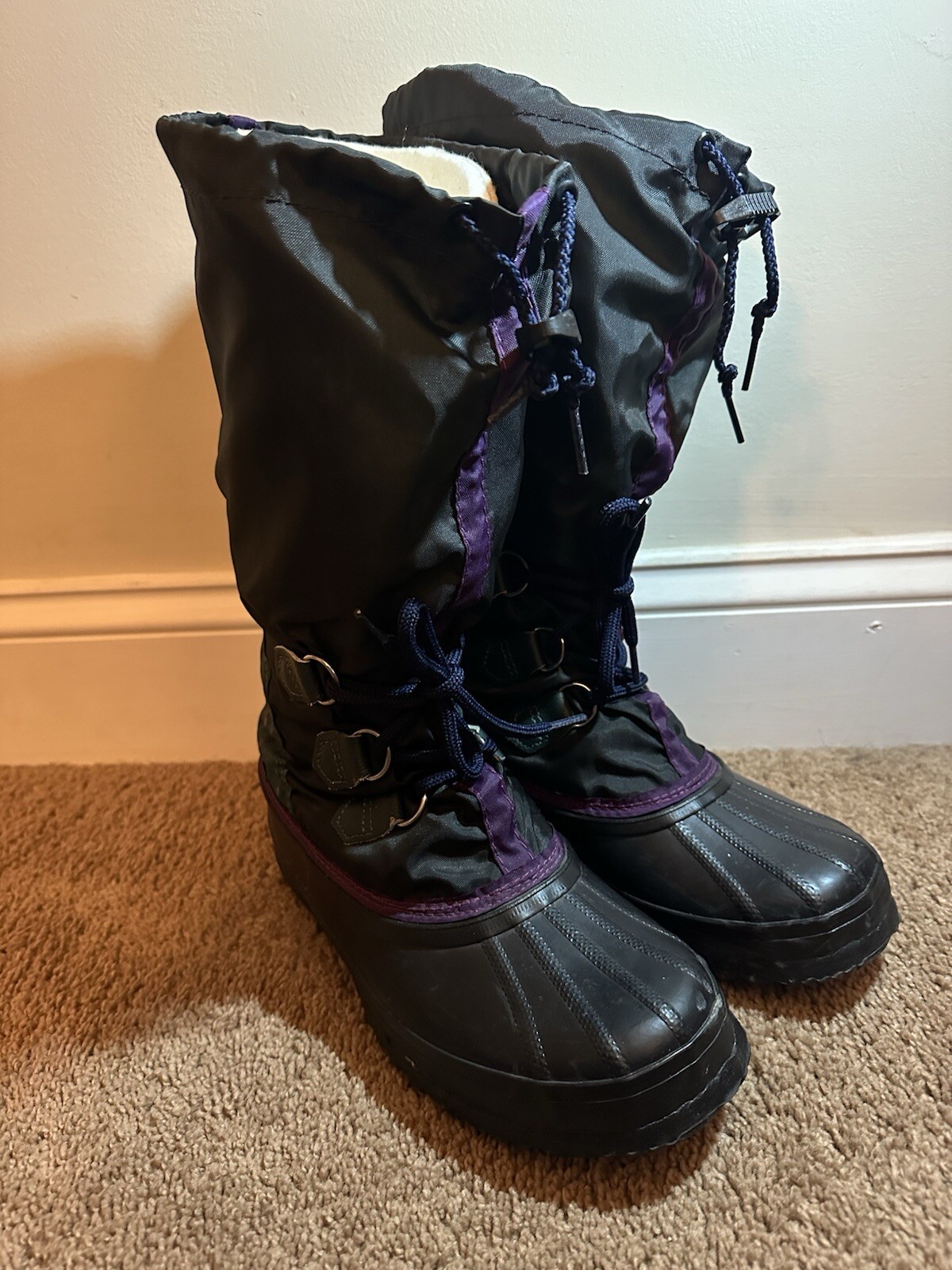 Sorel Freestyle Vintage Old Stock 90s Women Size 7 Boots Winter Snow Green Purpl