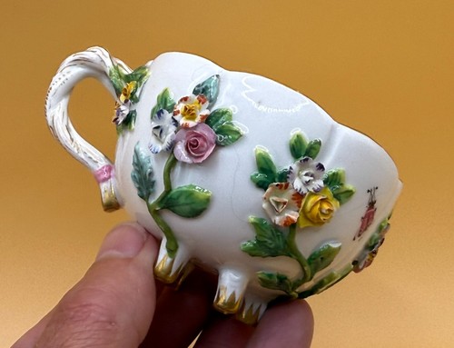 Antique Meissen Cup With Applied Floral Sprigs - Picture 20 of 21