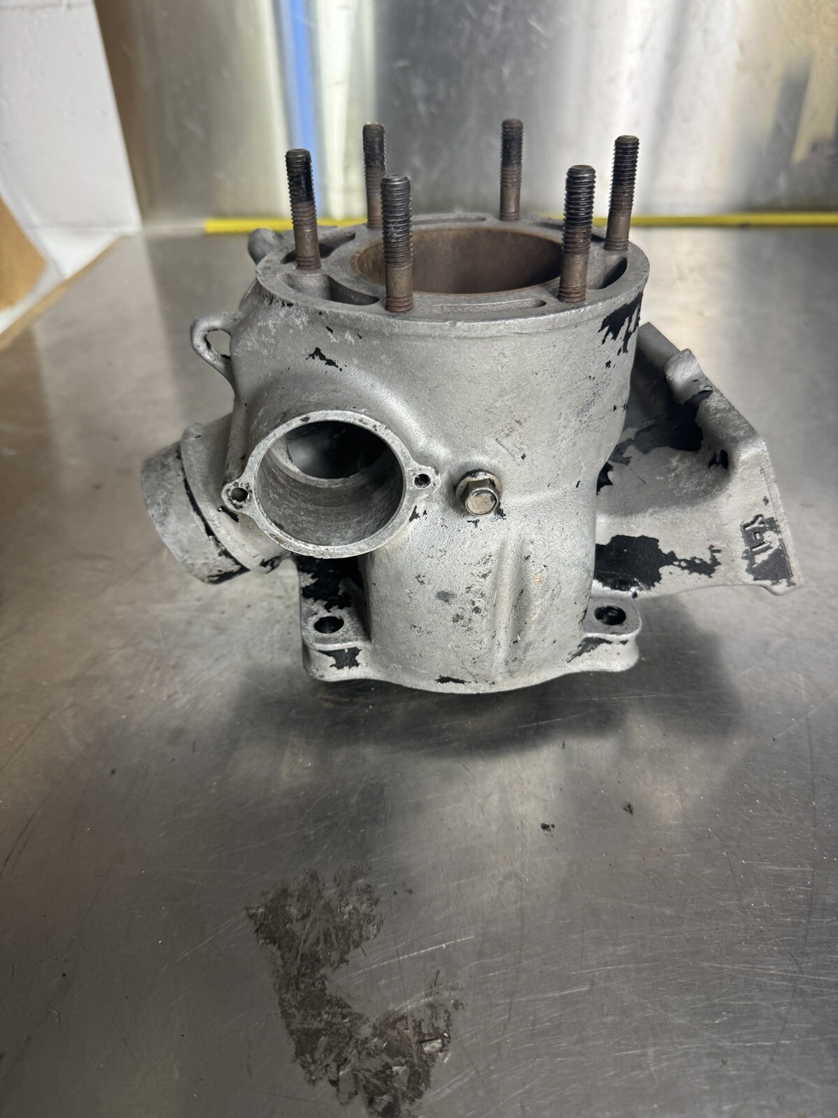 Yamaha YZ250 YZ 250 Cylinder Barrel Jug 1983 83 2 Stroke Motor Engine Parts VMX