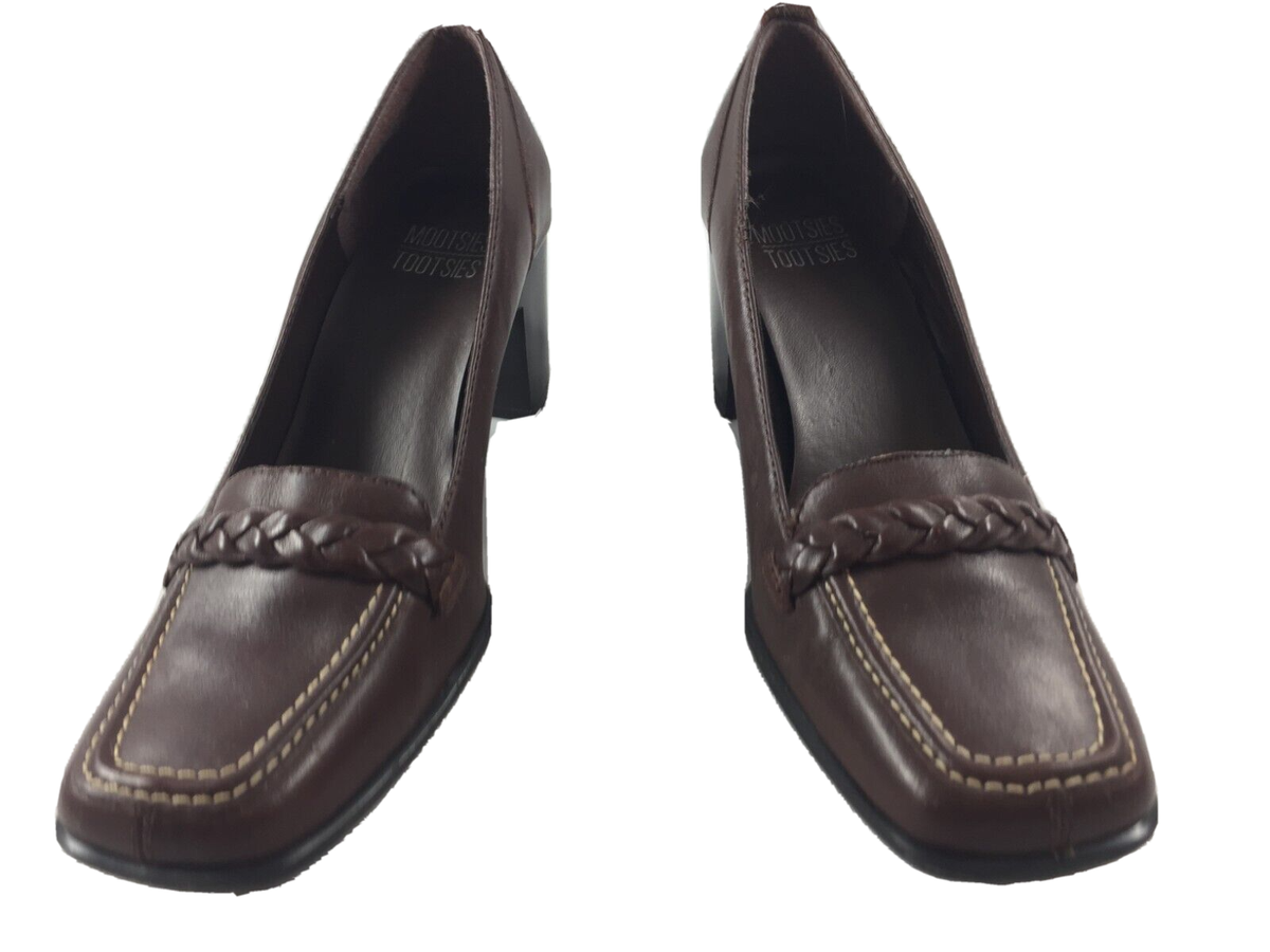 Mootsie Tootsies Women’s Loafer Pumps Slip On Heels Brown Shoes Size 9M