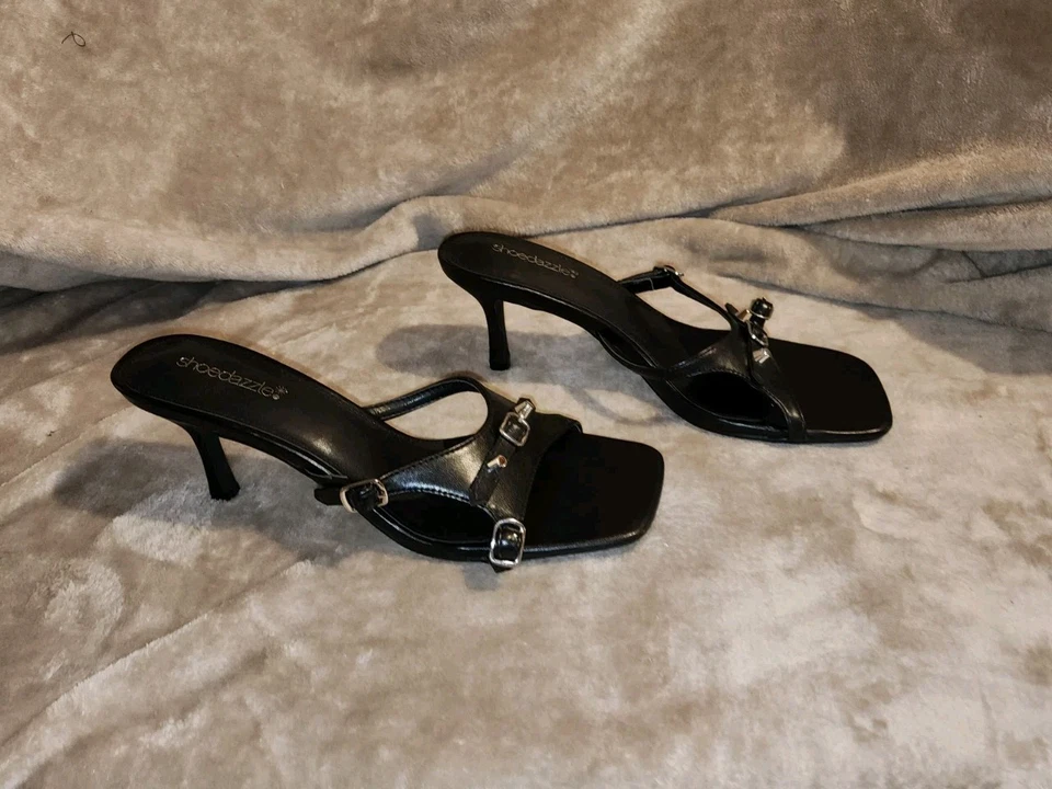 Zapato Dazzle Negro Caviar 3" Tacones - Talla 9.5 Foto 3 de 4