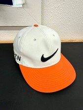 RARE Nike RZN VRS Golf Hat - Gray/Peach - Fitted Flexfit Size Med/Large