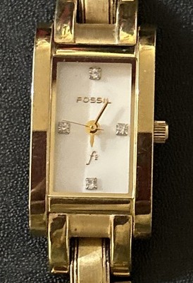 Fossil Women s Gold Bracelet Watch ES-9915 Stainless Steel Needs Battery