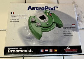 SEGA DREAMCAST Bundle 3rd PARTY CONTROLLERS Force Pack AV CABLE RFU Adapter NOS