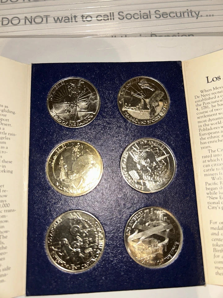 Los Angeles bicentennial birthday dollars original folder - Image 2 of 4