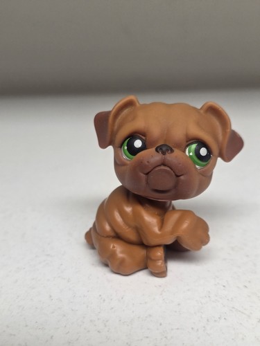 Littlest Pet Shop LPS Authentic #180 Dark Brown Bulldog Dog Green Eyes Winter