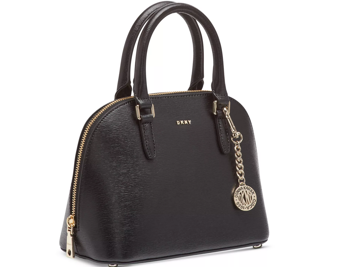 国内発送【DKNY】ティンズリーロゴエンボスクロスボディバッグ DKNY Signature Logo Bryant Park Top Zip Shoulder Bag white