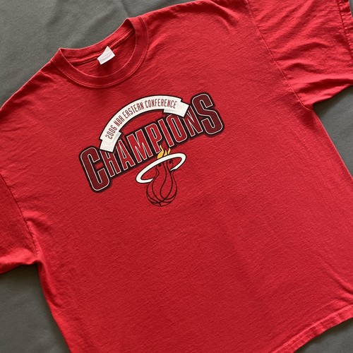 VTG 2000s Miami Heat T Shirt Mens 2XL Red 2006 NBA Conference Champions - Picture 3 of 9