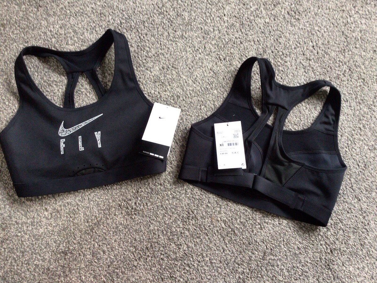 swoosh pocket sports bra