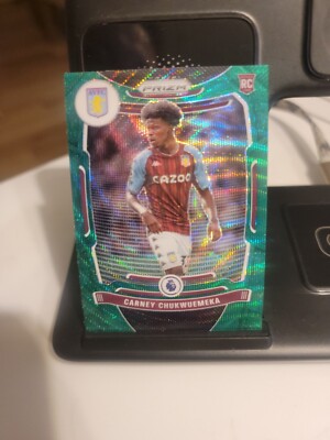 チュクエメカ　サイン　prizm 2021-22 Panini Prizm Premier League Carney Chukwuemeka Green