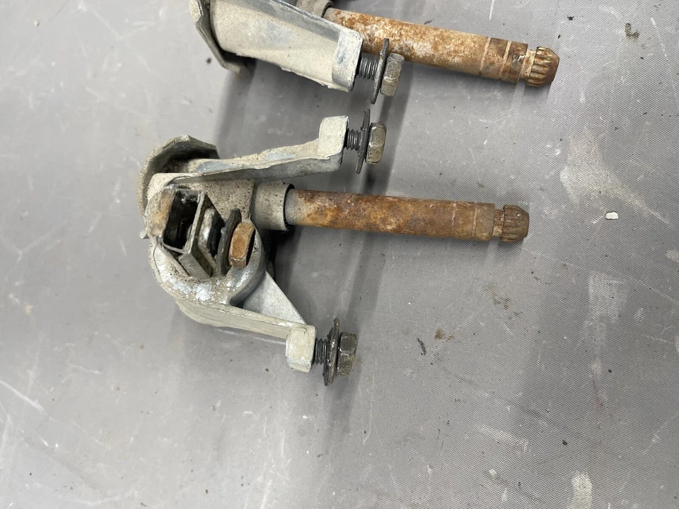 1967-1972 Chevy Impala Chevelle 442 GTO Vent Window Regulators Cutlass Skylark - Image 2 of 4