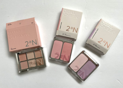 2aN korean Eyeshadow & Blush, New - Open Box