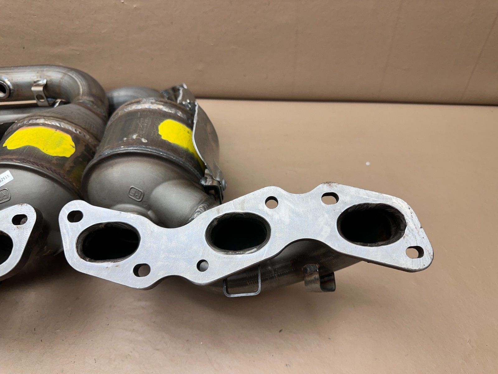 New Aston Martin DB9 DBS Vantage V12 Exhaust Manifold Catalytic Converter Right