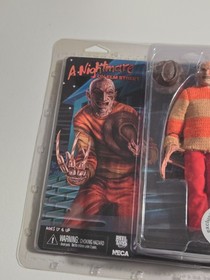 NECA Nightmare On Elm Street Freddy Krueger NES Clothed Horror Action Figure