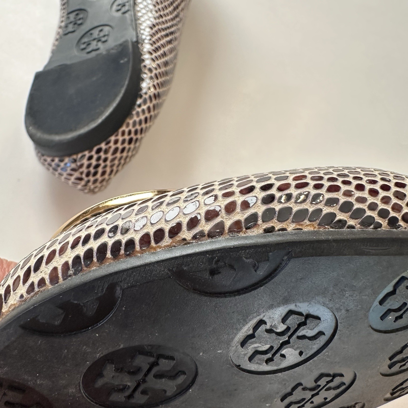 Tory Burch Ballet Flats Womens Gold Snake Print Leather Upper Shoes Size 7 M *R* thumbnail 9