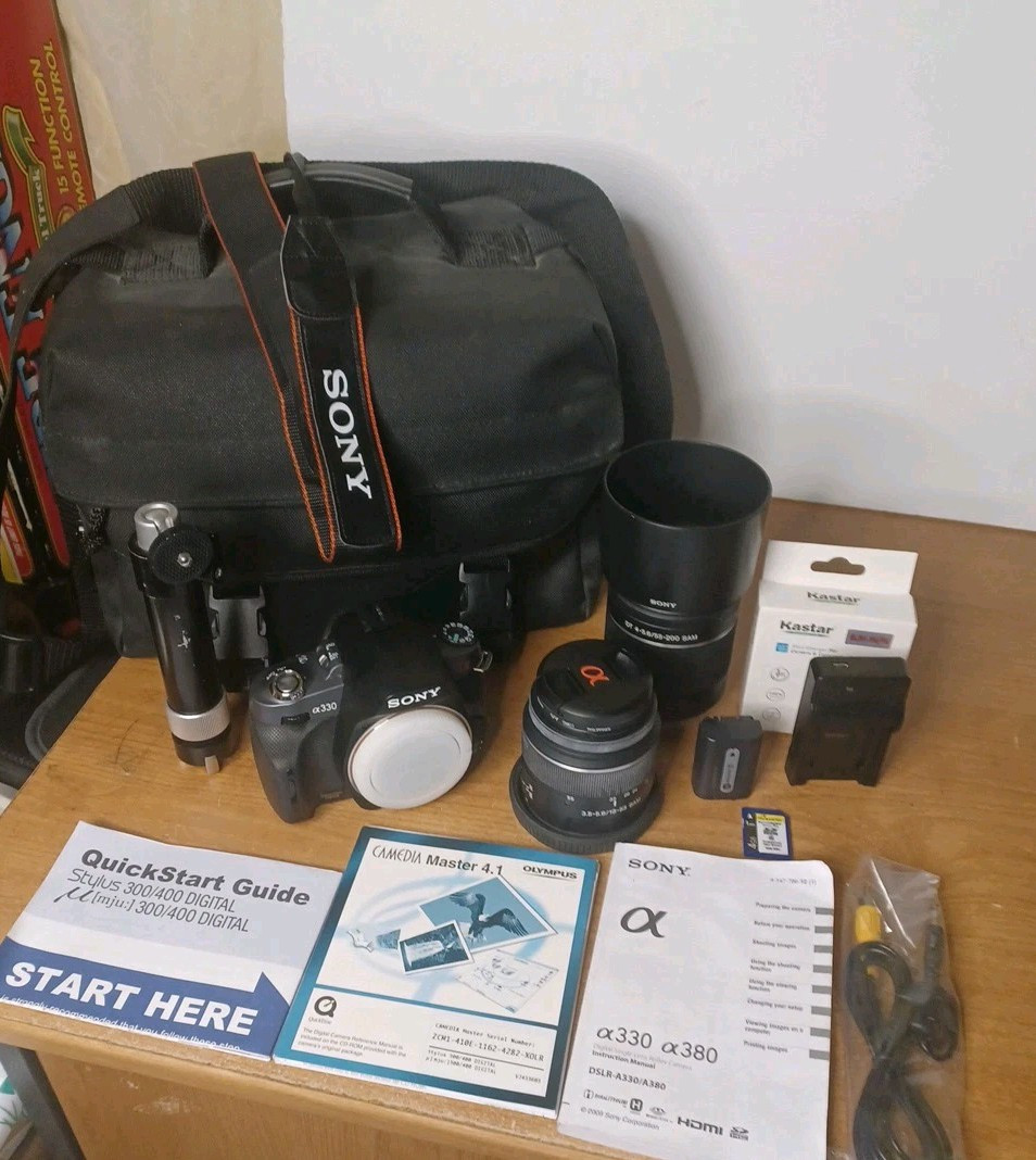 Sony Alpha A330 10.2 MP Digital SLR Camera Bundle Kit Lenses Charger Case NICE!