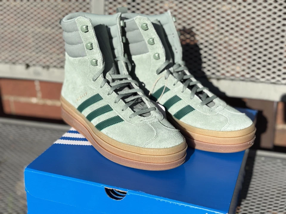 Adidas Gazelle Boots U.K. 7.5 Silver Green Gum Women's Fashion Shoes ID6982 - Image 4 of 4