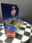 Jeff Gordon #24 1995 DuPont Monte Carlo 1:64 Action Diecast w/ SkyBox Card — photo 5