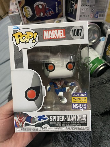 Funko Pop! Spider-Man (armadura de ojos de insecto) #1067 exclusivo de la Convención de invierno - Imagen 1 de 6
