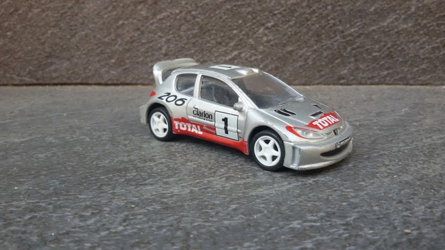 peugeot 206 toy car
