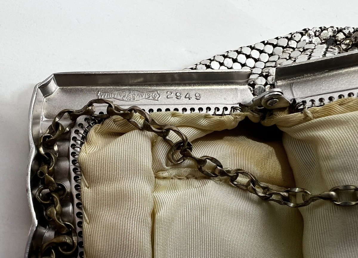 バッグ WHITIN & Davis. Bag Vintage Whiting Davis Silver-Tone Mesh Purse Handbag W