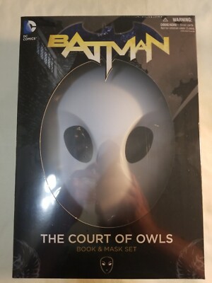 Batman: the Court of Owls Mask and Book Set (the New 52) by Scott Snyder (2013