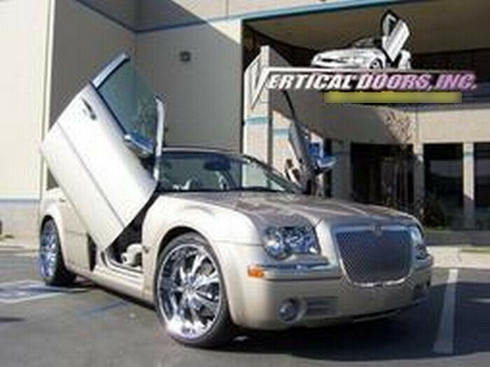 Vertical Lambo Doors on a Chrysler 300 @navarro_345v8 Installed by Ver –  Vertical Doors, Inc.