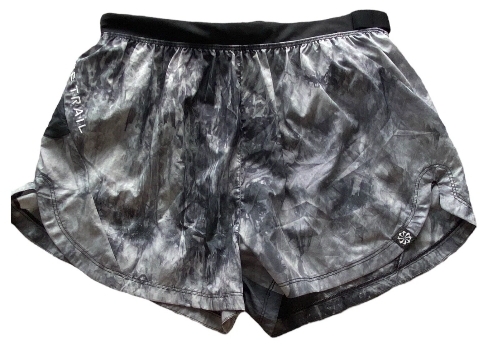 Nike Trail Repel Shorts Womens Medium Running Lined Black White DX1021-010 New
