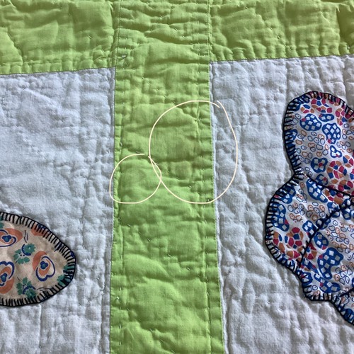 Vintage Handmade Butterfly Quilt Size 80" X 65 1/2" Farmhouse Lime Green - Picture 10 of 12