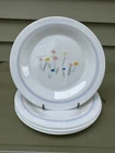 Vintage Arcopal France 10.5 Inch Dinner Plates Set 4 Bright Tulips