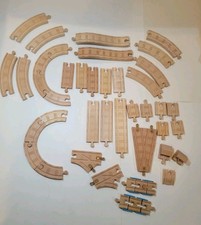 Thomas  Friends Wooden Railway track 40 piece lot 