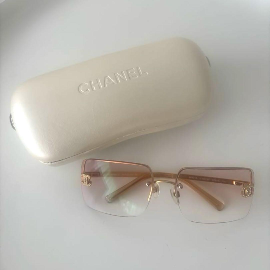Chanel Coco Mark Pink Rhinestone Sunglasses Model M162