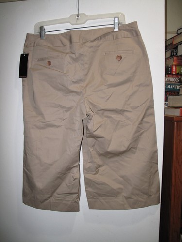 NEW. Jennifer & Grace Ladies Long Shorts, Size 12P. Khaki. A GR8 Deal - Picture 2 of 2