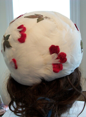 VINTAGE JEAN ARLETT FASHIONS WHITE FEATHER HAT EXCELLENT! | eBay display picture 1