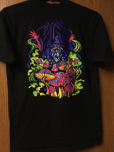 Alab - Psychedelic Mushrooms - Black Shirt - L