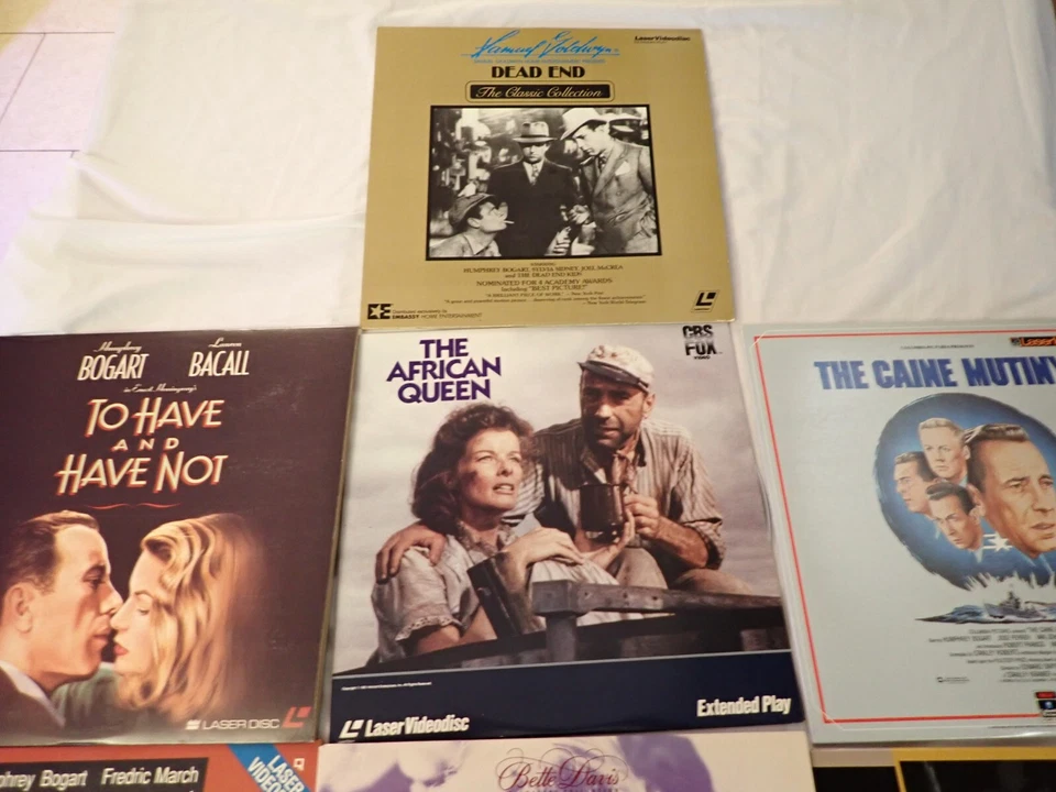 Set of 7 Laserdisc Humphrey Bogart Dead End African Queen Sirocco Caine Mutiny Foto 4 de 4