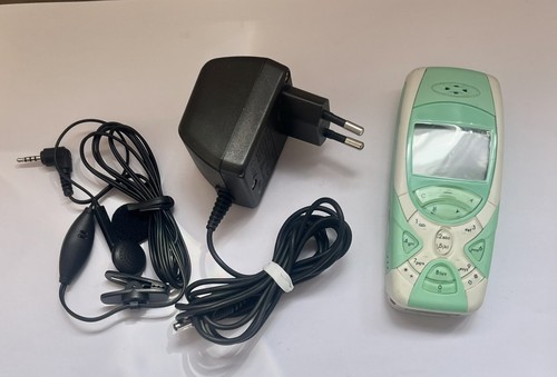 Nokia 3310 Retro Extreme Edition 100% działa + bateria + ładowarka + HF - Zdjęcie 11 z 11