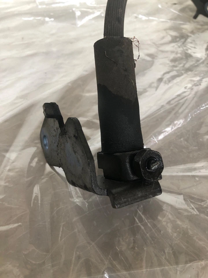 Pinza de freno delantera Ford Fusion Sel 2006-2012 pasajero lado derecho OEM sedán Foto 4 de 4