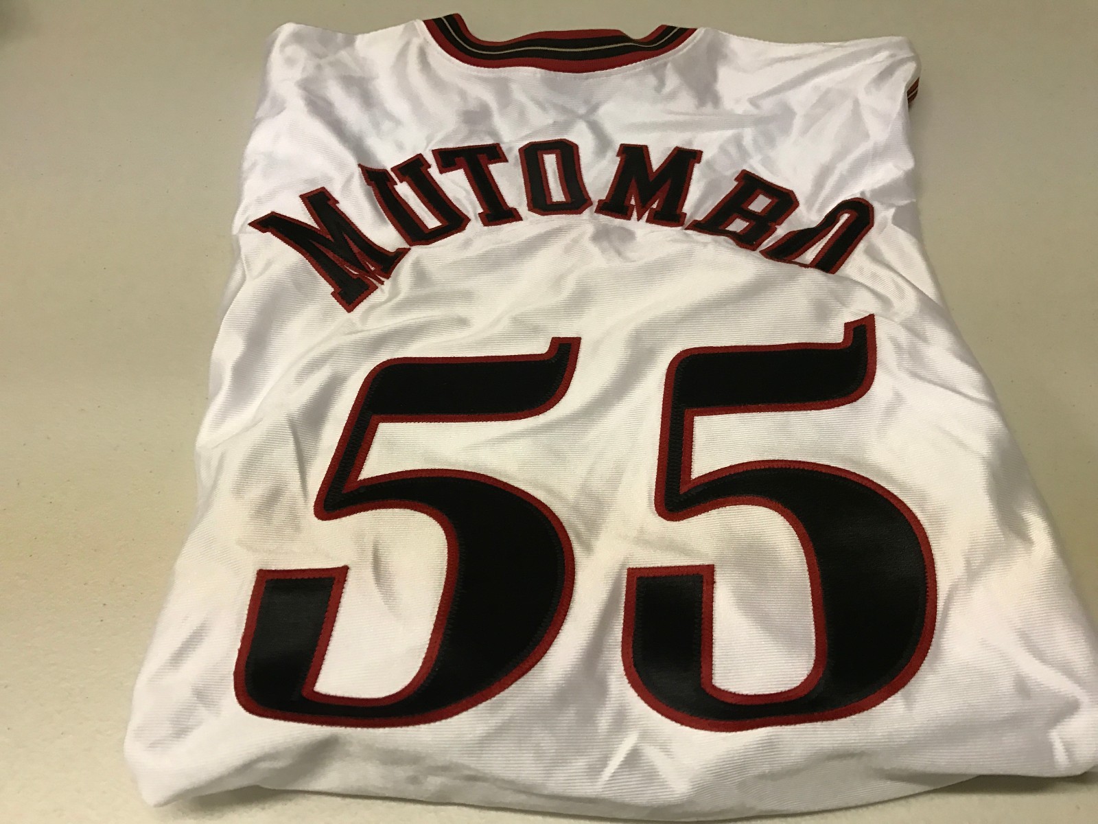 NWT MEN'S DIKEMBE MUTOMBO #55 RETRO PHILADELPHIA 76ERS WHITE AUTHENTIC JERSEY