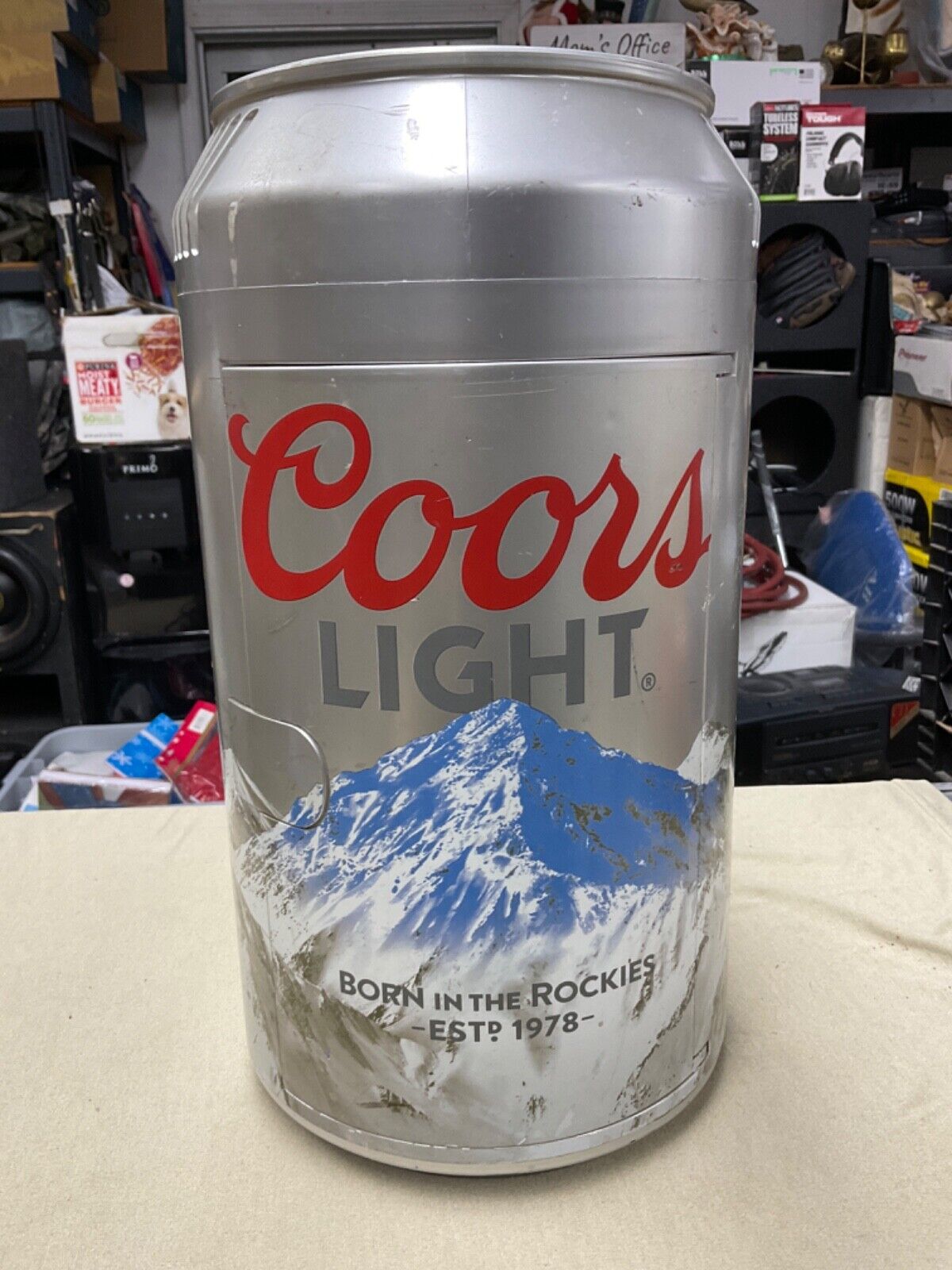 Coors Light Rocky Mountain Portable 8 Can Thermoelectric Mini Fridge 5.4 L/ 5...