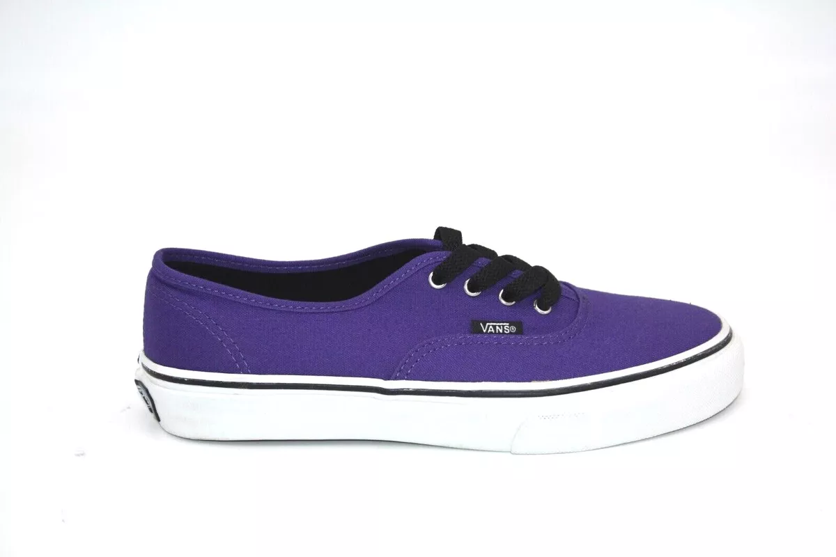 Youth top purple vans