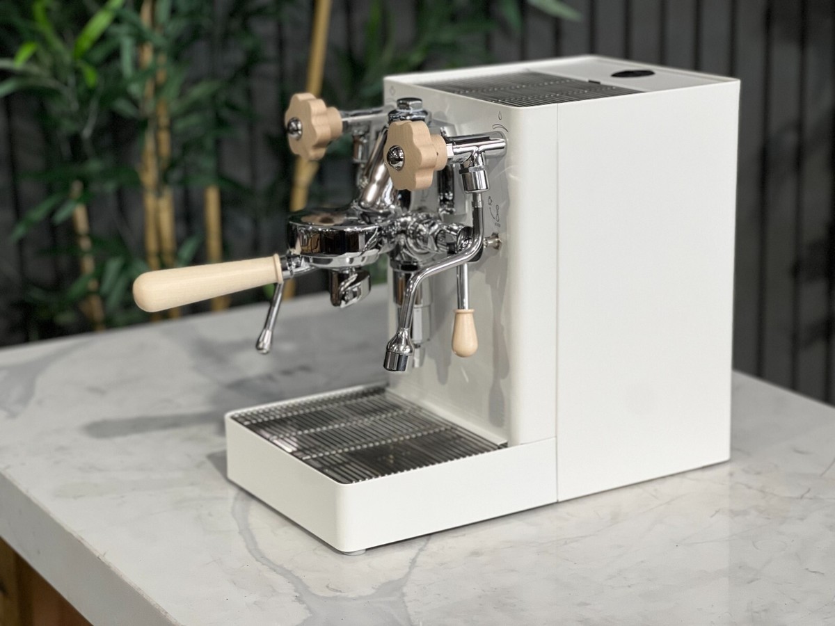 LELIT MARA X 1 GROUP BRAND NEW WHITE & TIMBER ESPRESSO COFFEE