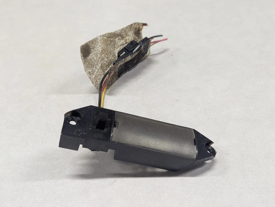 Dodge Ram 1989-1993 luz de tablero mapa lámpara interior OEM D150 D250 W350 D350 W250 Foto 3 de 4