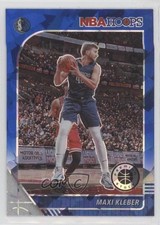 2019 Panini NBA Hoops Premium Stock Blue Cracked Ice Prizm Maxi Kleber #94 0t2